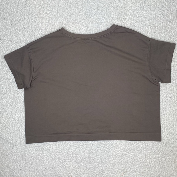 Avocado Brown Athletic Crop Top: Size Large - Picture 2 of 8